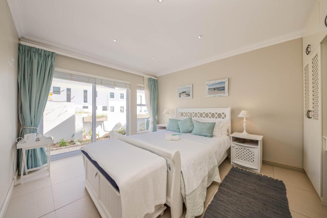 Musselcracker Bed And Breakfast St Helena Bay Buitenkant foto